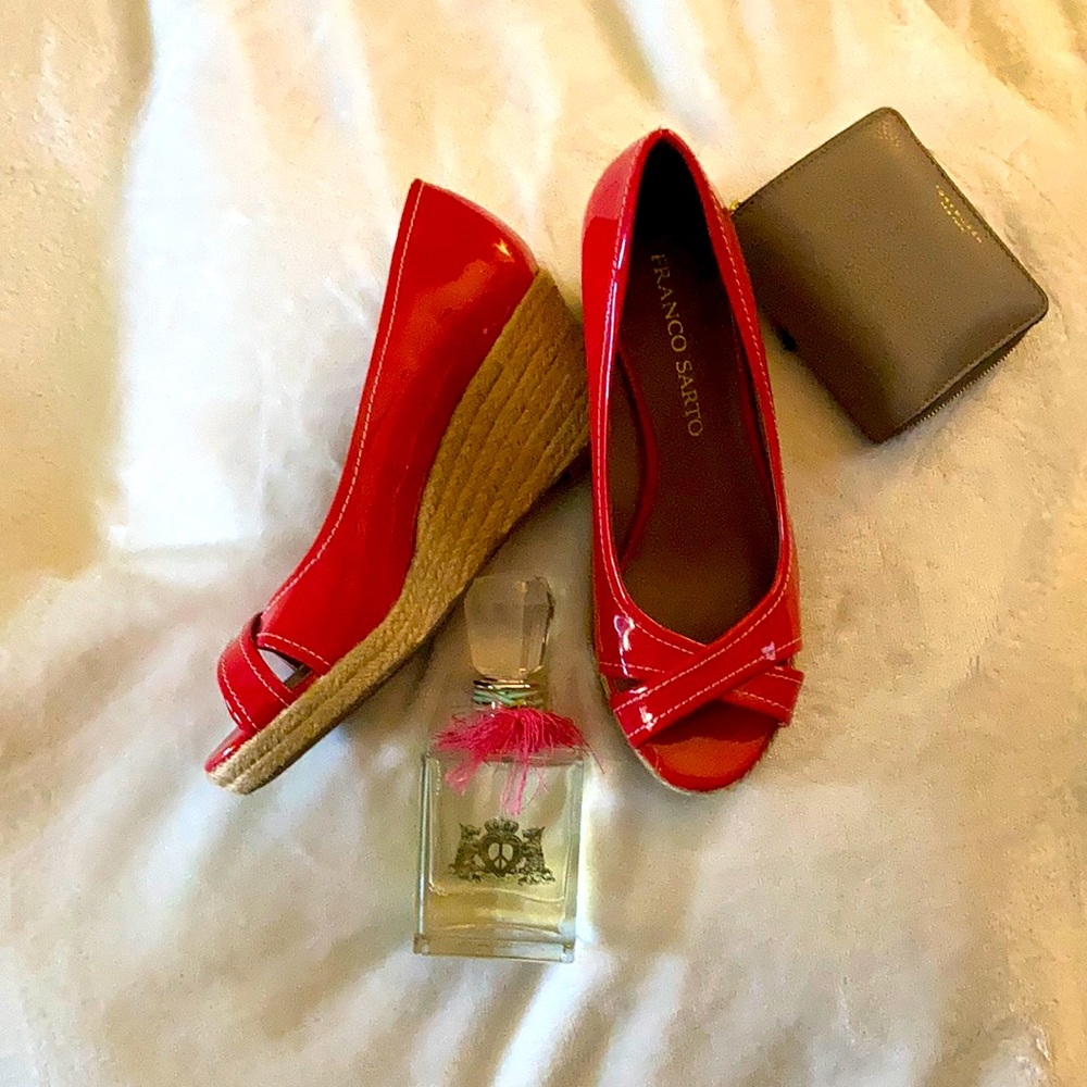 Franco sarto RED PATENT LEATHER WEDGES